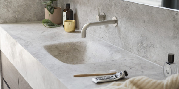 Comprar / Vender Casas Unifamiliares y Chalets en Girona · con Baños de Diseño