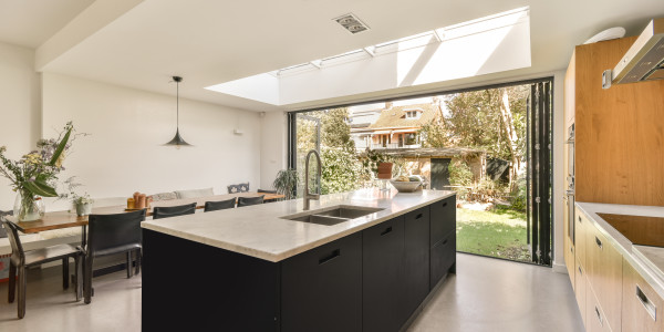 Inversores, Intermediarios, Agentes y Brokers Inmobiliarios en Girona · Casas Pareadas