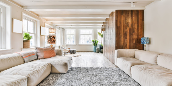 Inversores, Intermediarios, Agentes y Brokers Inmobiliarios en Girona · Lofts